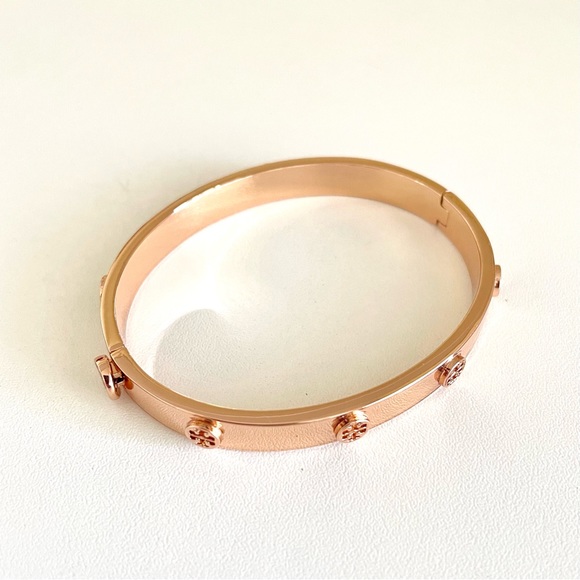 🔥Tory Burch Rose Gold Miller Hinge Stud Bangle - Picture 5 of 10